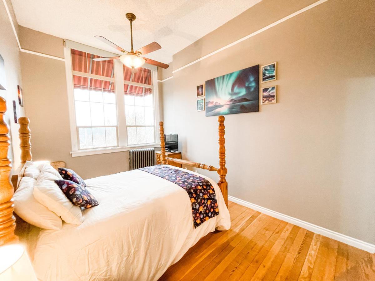 Northside School Bed & Breakfast Bonners Ferry Bagian luar foto