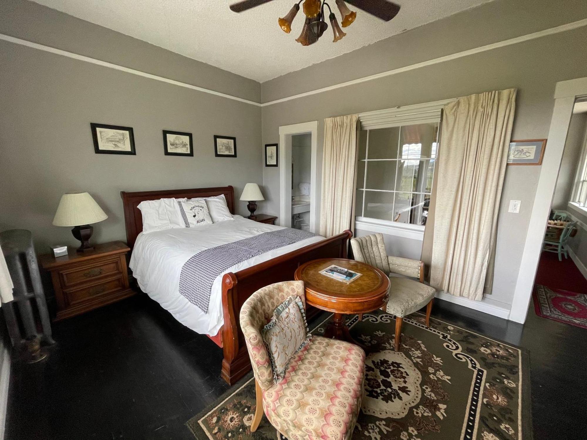 Northside School Bed & Breakfast Bonners Ferry Ruang foto